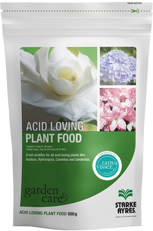 Acid Loving Plant Food is a balanced blend of acidifying agents and trace elements, which when used as directed will adjust the pH level of the soil to a range of between 5.0 and 6.0, prevent and cure Iron Chlorosis (yellowing) and restore natural leaf colour of Hydrangeas. Enhances the blue colour of the Hydrangea blooms. Promotes photosynthesis and respiration in the plant. Assists the plant to resist diseases and remain healthy throughout the growing season.