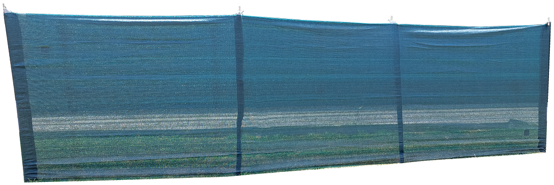 Green shade net that breaks wind. Ideal for camping. Primary material: 120gsm shade net. Comes with 4x 19mm yellow passivated electroplated steel uprights and 10x pegs for windbreaker and guy ropes.