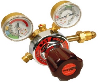 Medium-heavy duty regulator for acetylene gas for optimum performance in heating, cutting and welding applications.