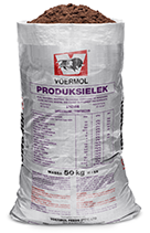 VOERMOL PRODUCTION LICK (V10108). Class: Protein, Energy, Mineral & Trace Mineral Supplement for Ruminants. VOERMOL PRODUCTION LICK is a complete, ready-mixed lick that provides protein, energy, minerals, vitamins & trace minerals for the optimum production of the grazing animal. Contains grains & molasses as energy sources. Helps to prevent excessive mass loss in cows after calving. Helps to prevent pregnancy toxaemia in ewes during late gestation & can also be used for flush feeding of ewes. Ensures weight gain of young growing animals on good quality veld. Part of the trace minerals are supplied in organic form which is highly absorbable & promotes optimal reproduction & growth. Contains high levels of vitamin A, D3 & E. Vitamin E in combination with selenium is a powerful anti-oxidant which strengthens the animal's immunity. Vitamin D3 helps with the absorption of phosphorous & calcium. Contains medicaments which promote energy usage from pastures.