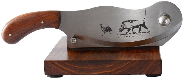 The Big Biltong Cutter is a handmade product from Blacksmith Creations. The high quality stainless steel blades are perfectly aligned for the finest cut time after time.