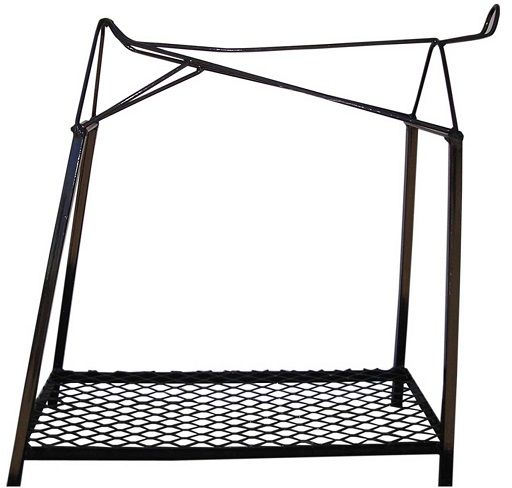 Free standing saddle rack that is sturdy enough to sit on. Made from strong, solid steel. With a built in convenient bridle hook. Open design allows your saddle to air. Metal tray is situated under the saddle section to hold accessories.