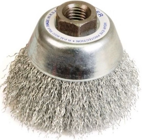 Cup brush composed of knotted carbon steel wire 0.4mm.