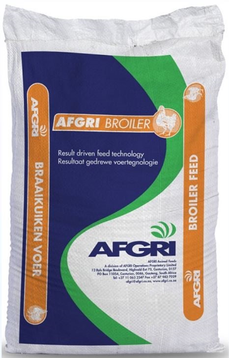 Grower feed for growing broiler chicks from 18 days of age until 28 days.