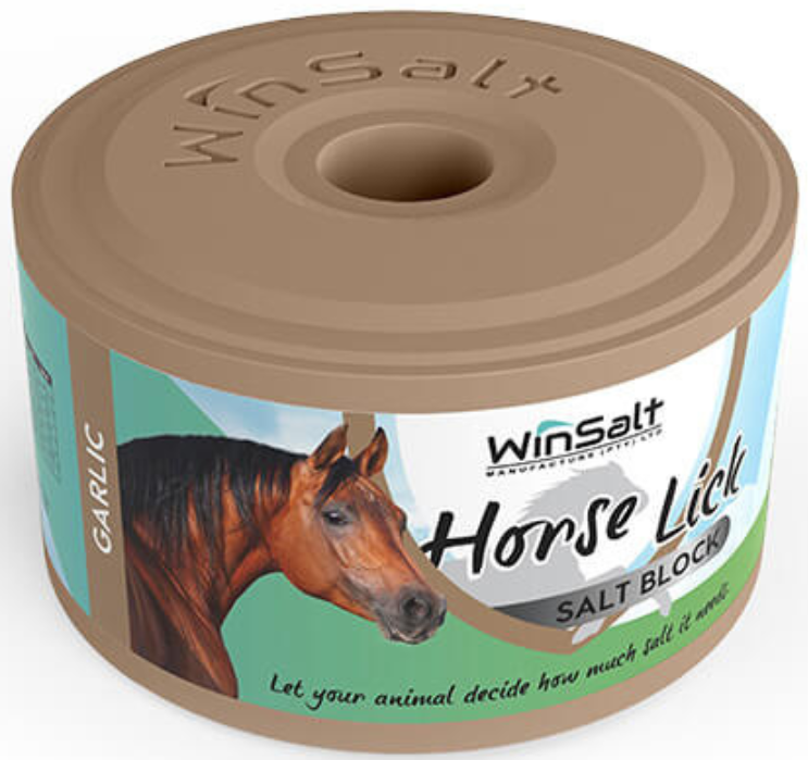 A garlic-flavoured salt lick treat for horses. This salt lick is based on Winsalt Pure Salt Lick. Garlic flavour is added to the block to make it more palatable and attractive to horses. The brown colour of the block is used for identification purposes.