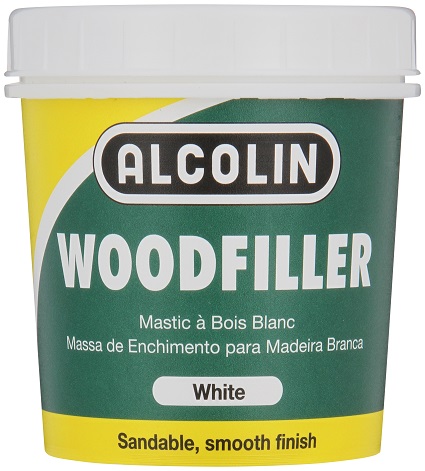 A ready mixed woodfiller for filling cracks, holes and surface defects on all kinds of wood. It is fast setting and sandable.