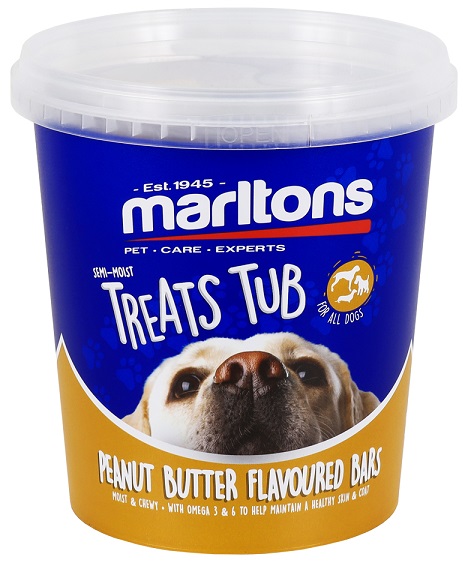 Indulge your dog with Marltons Veggie Bites. Made with real pumpkin and carrot, and infused with an irresistible smokey flavour. These soft and chewy snacks go beyond just pet treats. Pumpkin and carrots are superfoods known for their potassium content. Ideal for curbing hunger between meals, aiding in training, and expressing love, these snacks offer a nutritious and delicious treat.