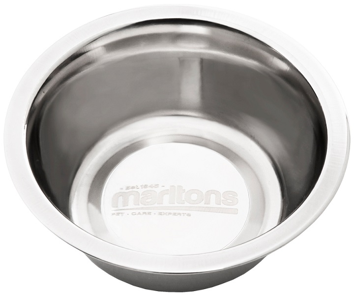 Choose the Marltons Stainless Steel Dog Bowl (0.75L) for a reliable and hygienic feeding option. Ideal for small to medium-sized dogs, this bowl is durable, rust-resistant, and easy to clean.