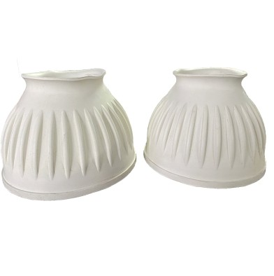 These horse boots are made of strong, flexible rubber that stretches easily for a comfortable fit. They protect your horse from overreaching, where the hind leg strikes the front leg, or from pulling off a shoe. The thick, durable rubber resists tearing, w