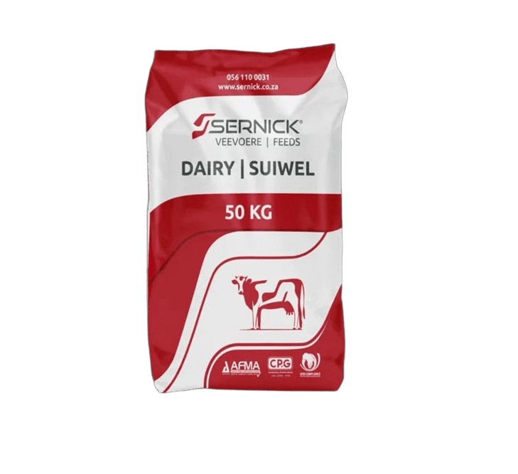 Growing replacement heifers is one of the most challenging and critical aspects of dairy farming, as the animals rumen transitions from a single stomach to a fully functioning ruminant system during this phase. The key objective is to support rumen deve