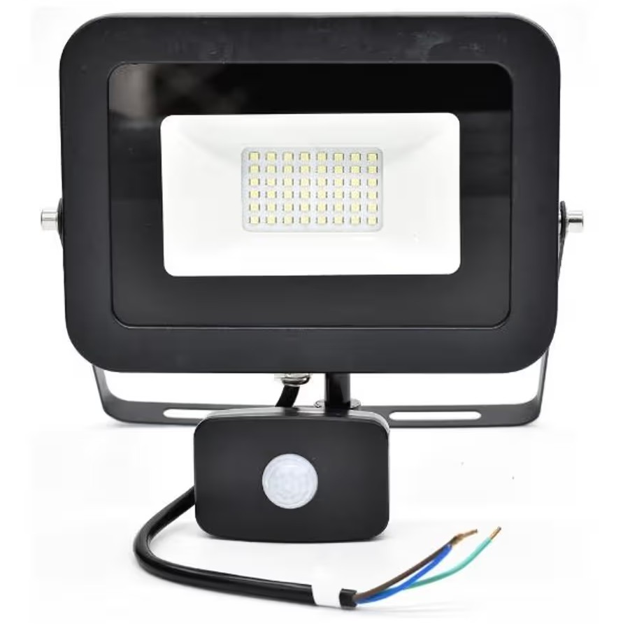 Waco is a reputable nationwide supplier that caters to all your electrical needs, from construction projects to DIY tasks and everything in between. This product is a 50W LED floodlight with an integrated sensor, offering a 110-degree beam angle and operat