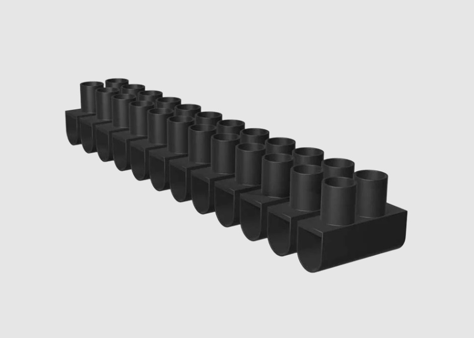 The Connector Strip 30A Electrical Wire is designed to provide a secure and reliable connection for electrical wiring applications. Rated at 30 amps, it is suitable for handling moderate electrical loads while ensuring stable and efficient conductivity, ma