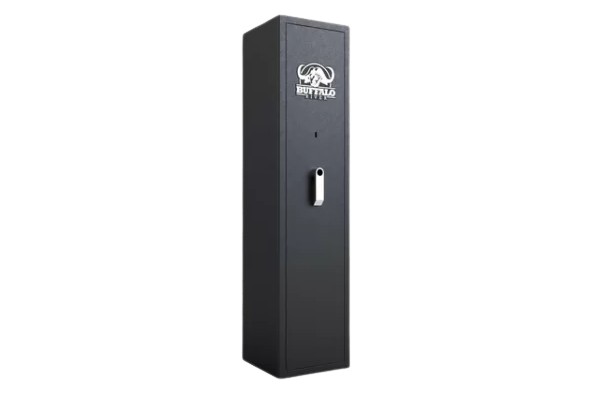 The Buffalo River Silver Series 7 Gun Safe is a robust and secure storage solution designed to accommodate up to seven firearms. Constructed with a 3 mm thick steel body and a reinforced 6 mm door, it offers enhanced protection against unauthorized access